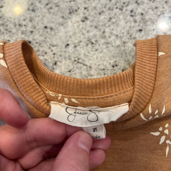 Jessica Simpson Jogger Set 2T - Picture 4 of 10